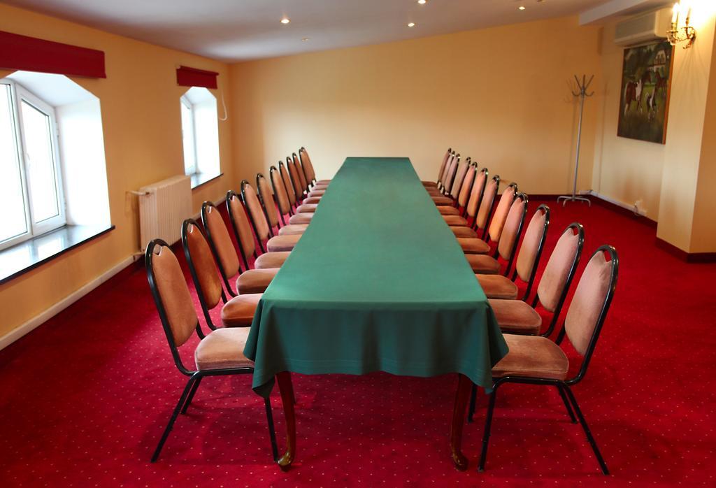 Hotel Płock エクステリア 写真