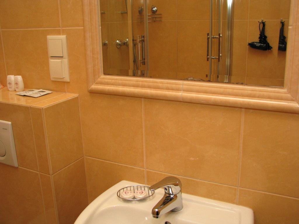 Hotel Płock 部屋 写真
