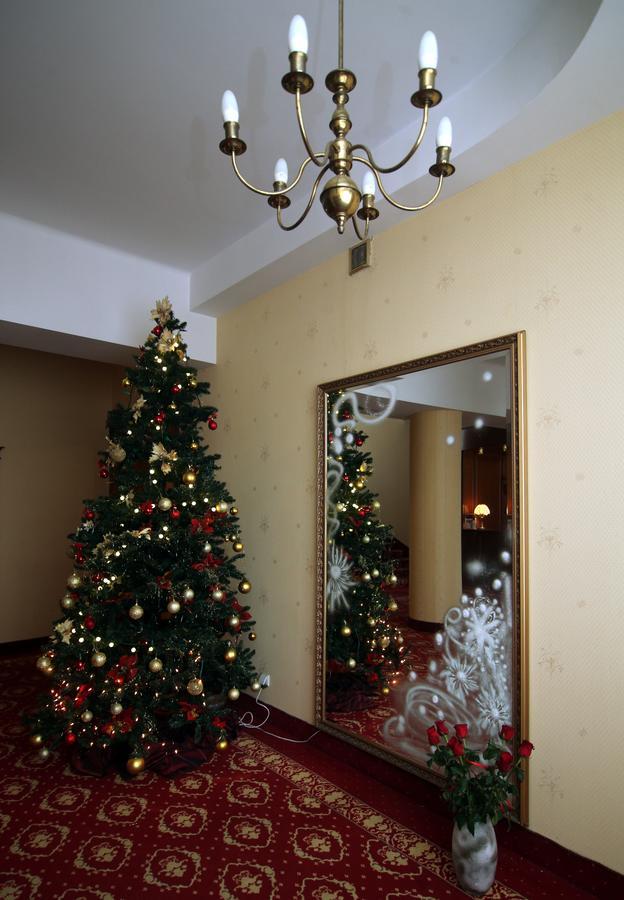 Hotel Płock エクステリア 写真